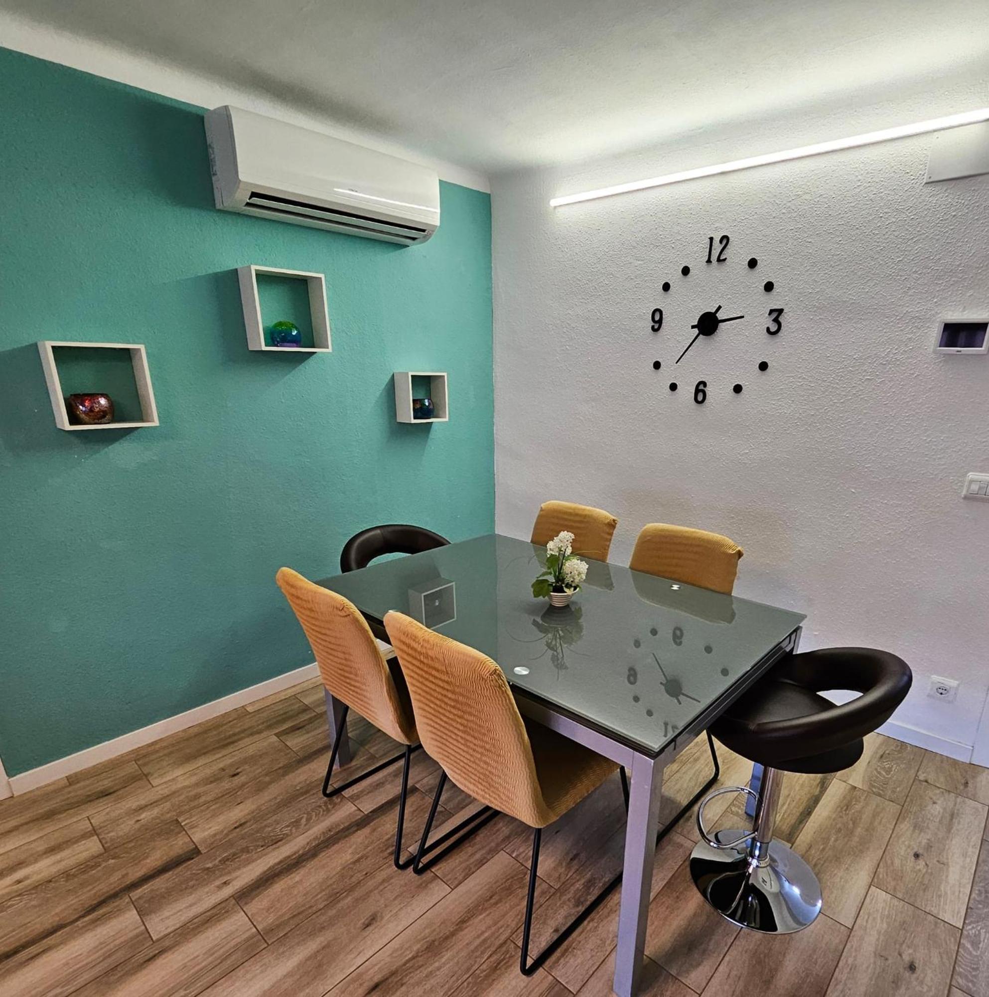 Apartamento Nuria Figueres  Buitenkant foto
