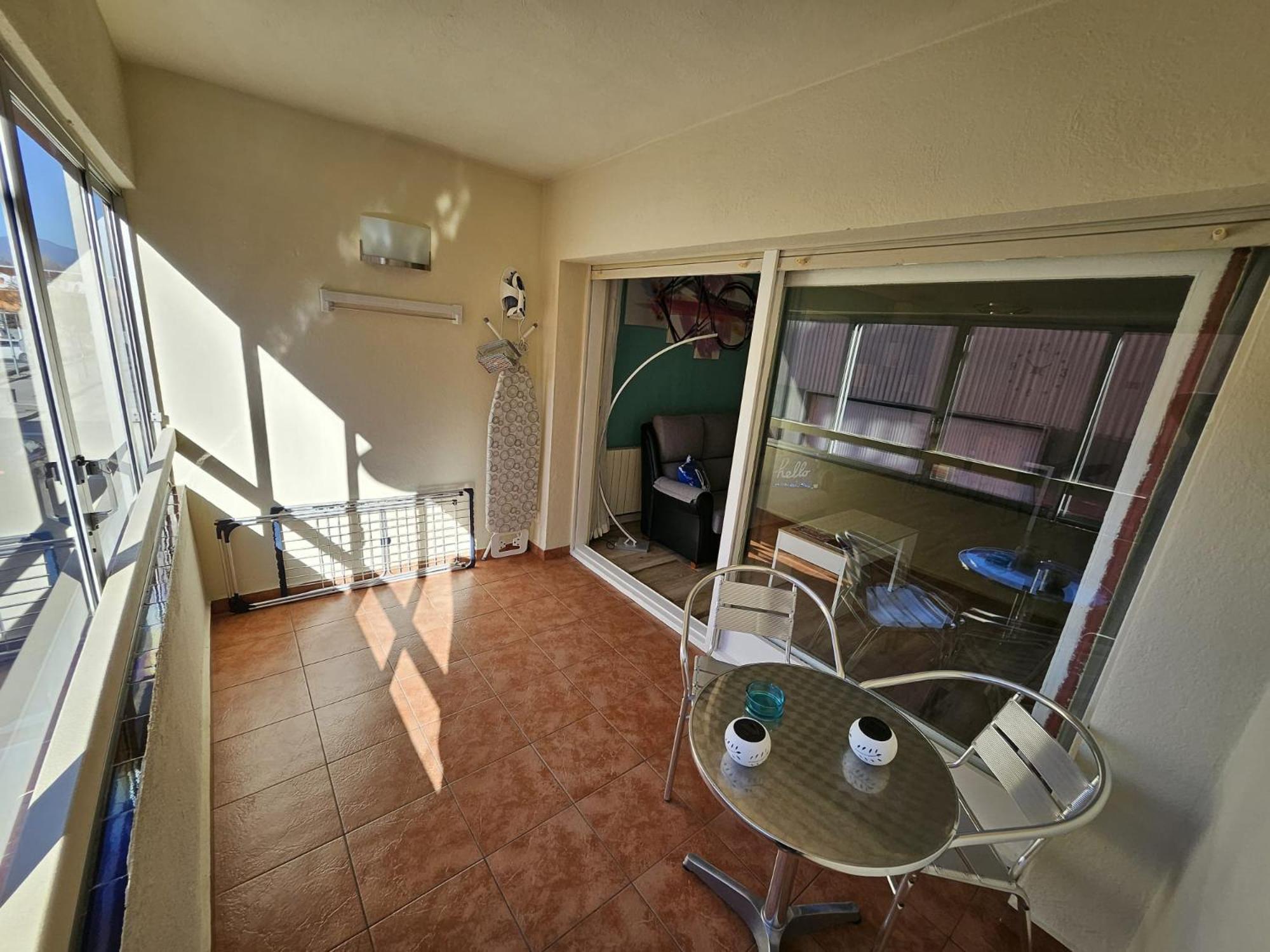 Apartamento Nuria Figueres  Buitenkant foto