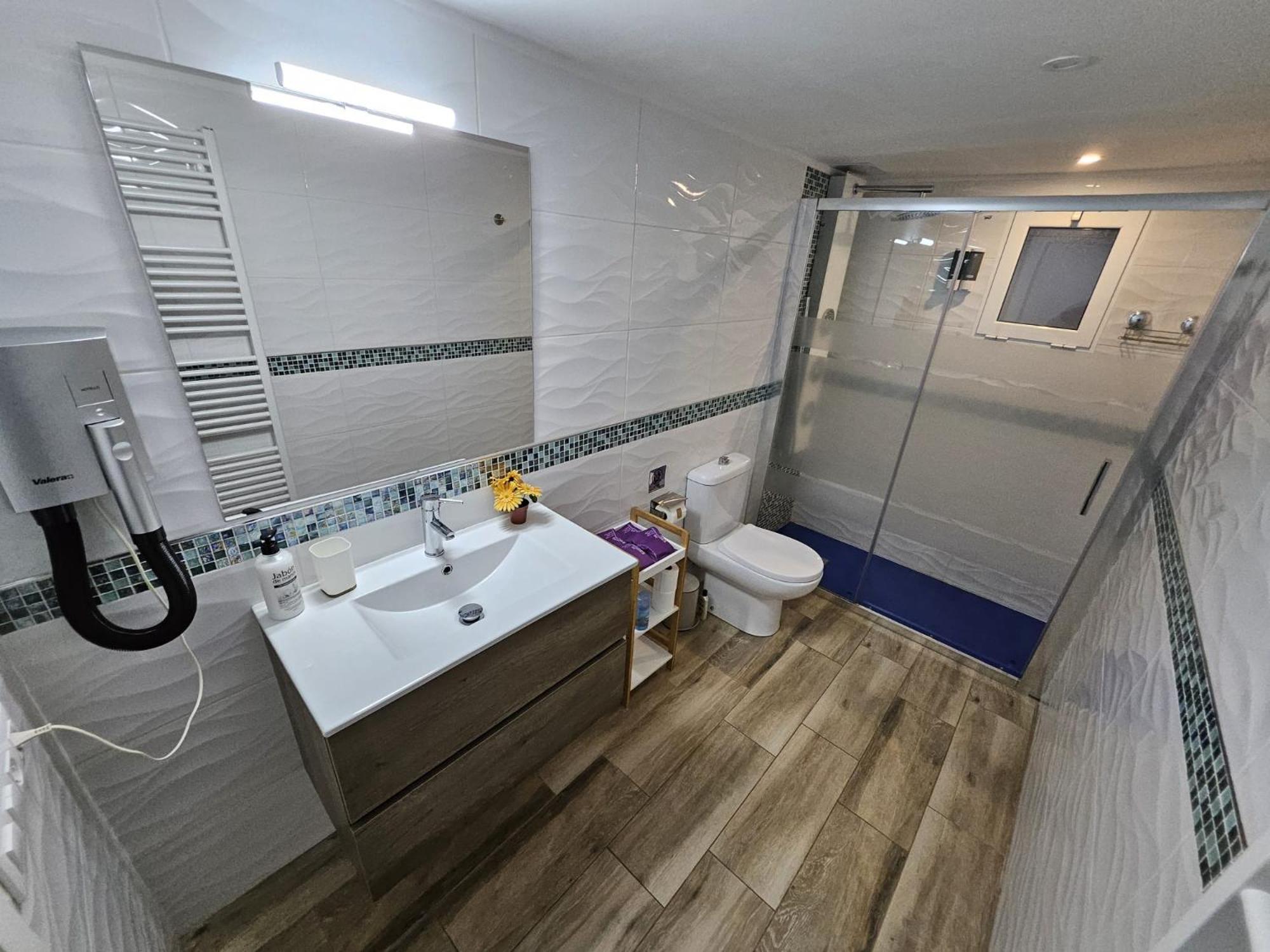 Apartamento Nuria Figueres  Buitenkant foto